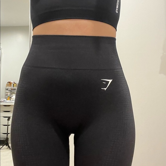 VITAL SEAMLESS 2.0 LONG SLEEVE CROP TOP AND LEGGINGS - Picture 5 of 9